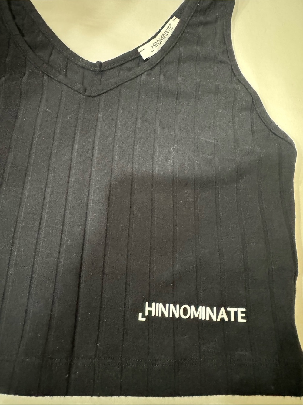 HINNOMINATE Black Ribbed Crop Tank